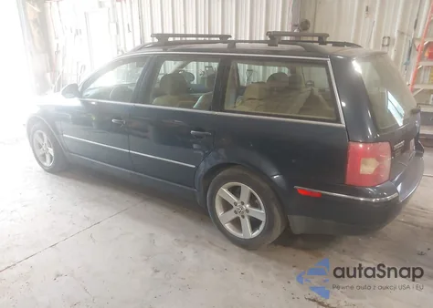 2004 Volkswagen Passat Glx z USA, uszkodzony, nr VIN WVWWH63B44E181289